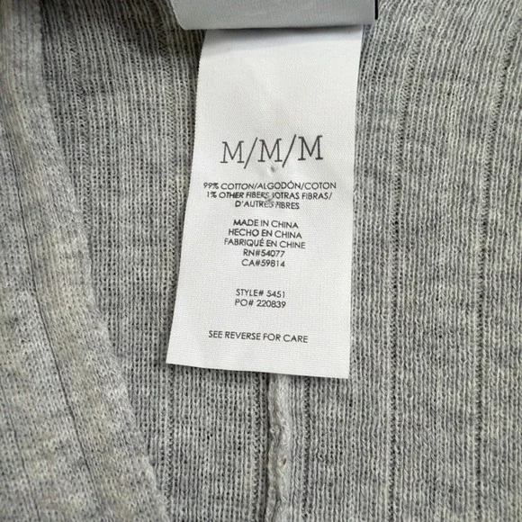 Cabi Gray Watson Ribbed Soft Sweater Women's‎ MED Top Gray V Neck Dolman Relaxed - Picture 6 of 10